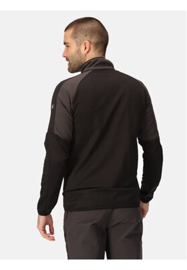 Regatta Kurtka softshell Yare VII RML242 Czarny Regular Fit. Kolor: czarny. Materiał: syntetyk