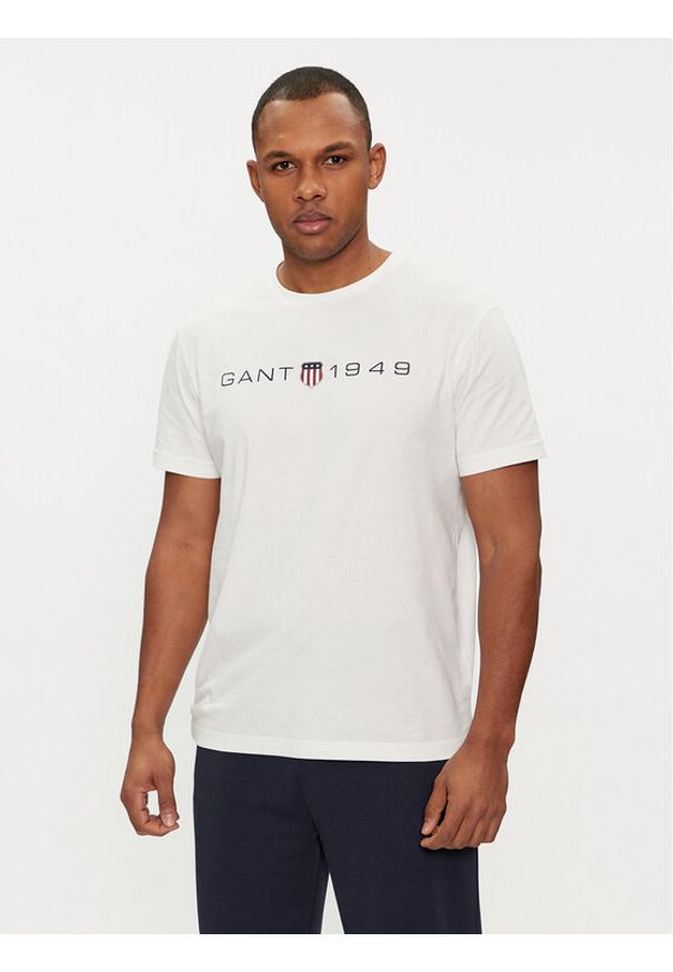 GANT - Gant T-Shirt Graphic 2003242 Écru Regular Fit. Materiał: bawełna