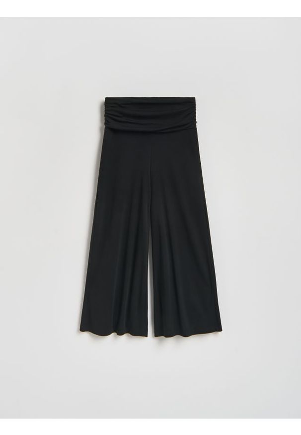 Reserved - Luźne spodnie z wiskozą - czarny. Kolor: czarny. Materiał: wiskoza