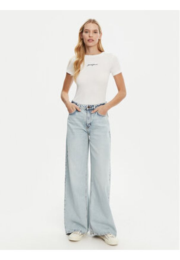 Guess Jeans T-Shirt W5RI57 KA0H1 Biały Slim Fit. Kolor: biały. Materiał: bawełna