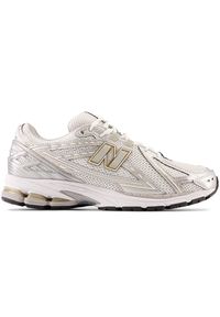 Buty unisex New Balance M1906RI – białe. Kolor: biały. Materiał: guma, skóra, syntetyk. Szerokość cholewki: normalna. Sport: turystyka piesza