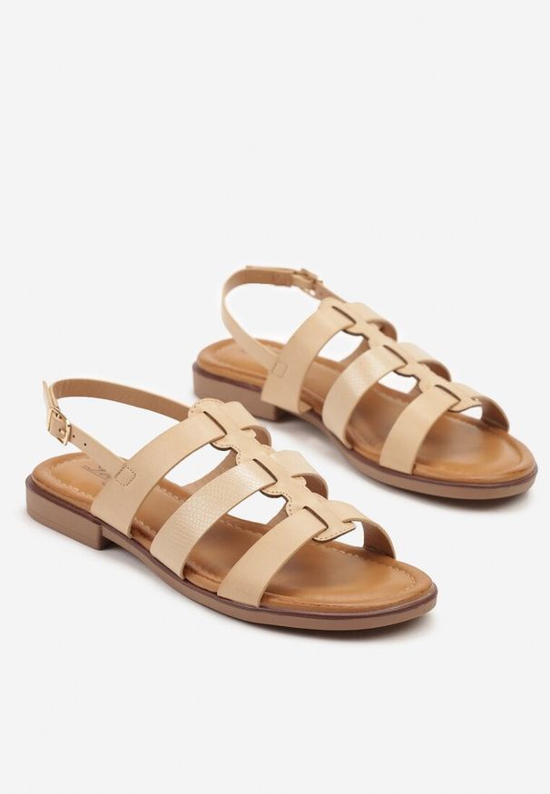 Born2be - Beżowe Sandały w Stylu Rzymianek Nilitte. Okazja: na co dzień. Zapięcie: sprzączka. Kolor: beżowy. Sezon: wiosna. Styl: elegancki, casual