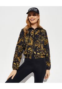 Versace Jeans Couture - VERSACE JEANS COUTURE - Kurtka z nadrukami w barokowym stylu. Kolor: czarny. Długość rękawa: długi rękaw. Długość: długie. Wzór: nadruk