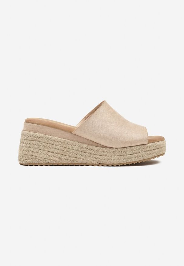 Renee - Beżowe Casualowe Klapki na Koturnie w Stylu Boho Krissta. Okazja: na co dzień. Nosek buta: otwarty. Kolor: beżowy. Sezon: lato. Obcas: na koturnie. Styl: boho, casual. Wysokość obcasa: średni