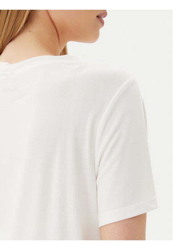 Pieces T-Shirt Anora 17148789 Biały Regular Fit. Kolor: biały. Materiał: syntetyk