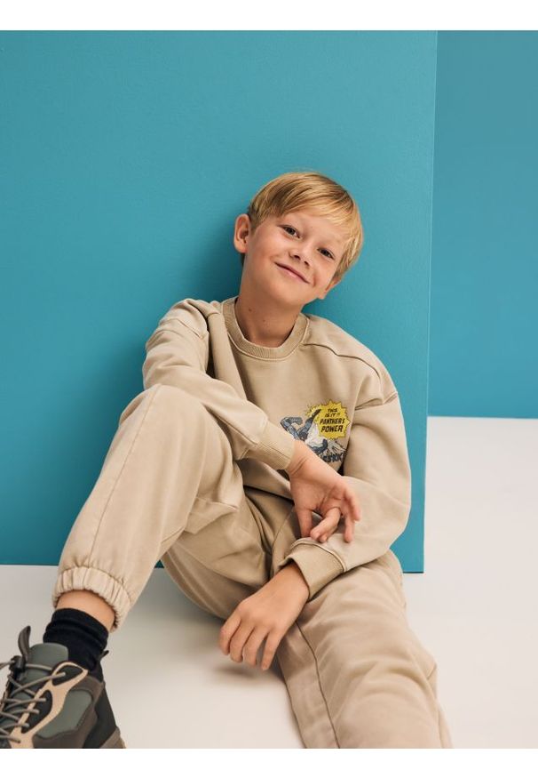 Reserved - Komplet Marvel - beżowy. Kolor: beżowy. Materiał: bawełna, dzianina. Wzór: motyw z bajki