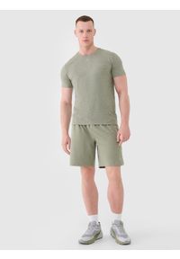 4f - 4F Koszulka treningowa szybkoschnąca męska - oliwkowa/khaki XXL. Kolor: oliwkowy, brązowy, wielokolorowy. Materiał: dzianina, włókno, syntetyk, materiał, elastan. Wzór: gładki, ze splotem, jednolity. Sport: fitness