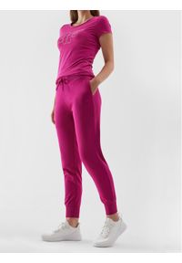 4f - 4F Spodnie dresowe 4FAW23TTROF474 Różowy Regular Fit. Kolor: różowy. Materiał: bawełna
