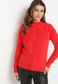 Born2be - Czerwony Puchaty Sweter Wełniany Helmintts. Kolor: czerwony. Materiał: wełna. Długość rękawa: długi rękaw. Długość: długie #1