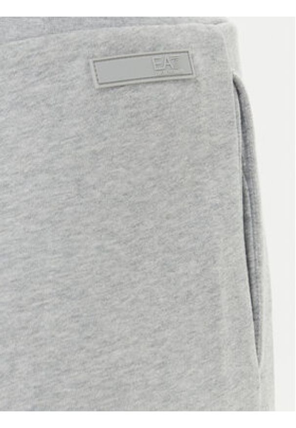 EA7 Emporio Armani Spodnie dresowe 7W000179 AF12473 O8002 Szary Wide Leg. Kolor: szary. Materiał: bawełna
