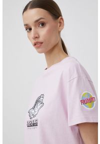 Napapijri t-shirt bawełniany Napapijri X Fiorucci kolor różowy. Kolor: różowy. Materiał: bawełna. Wzór: nadruk #4