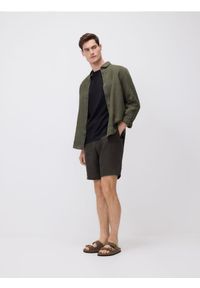 Reserved - T-shirt regular z bawełną merceryzowaną - czarny. Kolor: czarny. Materiał: bawełna