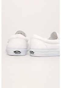 Vans - Tenisówki Classic Slip-On. Nosek buta: okrągły. Zapięcie: bez zapięcia. Kolor: biały. Materiał: guma. Szerokość cholewki: normalna