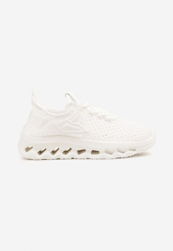 Born2be - Białe Siateczkowe Buty Sportowe Sneakersy na Grubej Tłoczonej Podeszwie Luriane. Okazja: na co dzień. Kolor: biały. Materiał: jeans, materiał