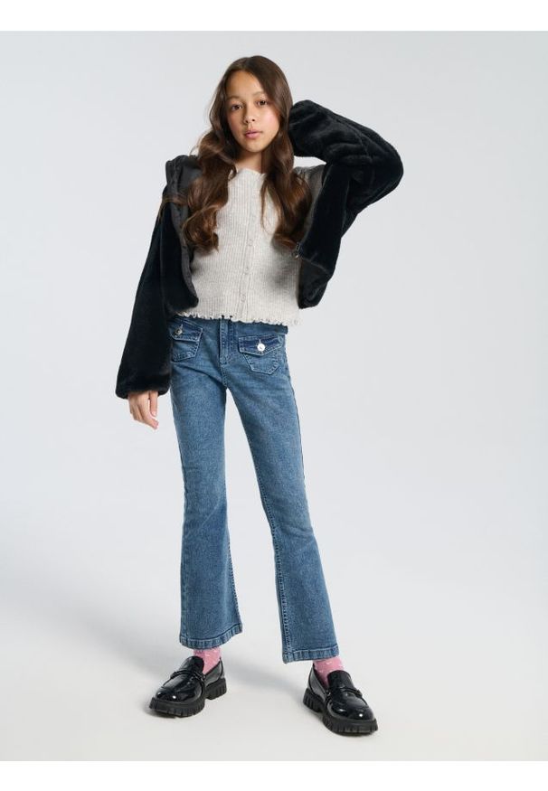 Sinsay - Puszysta kurtka z kapturem - czarny. Typ kołnierza: kaptur. Kolekcja: plus size. Kolor: czarny