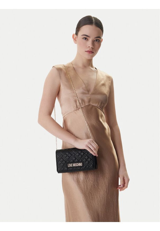 Love Moschino - LOVE MOSCHINO Torebka JC4079PP1OLA0000 Czarny. Kolor: czarny. Materiał: skórzane