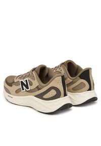 New Balance Buty do biegania Fresh Foam Arishi V4 MARIS8I9 Brązowy. Kolor: brązowy. Materiał: materiał #2