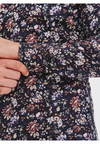 Pako Lorente - PAKO LORENTE – Granatowa koszula w kwiaty. Typ kołnierza: kołnierzyk klasyczny. Kolor: niebieski. Materiał: elastan, bawełna. Długość rękawa: długi rękaw. Długość: długie. Wzór: kwiaty. Styl: klasyczny #7