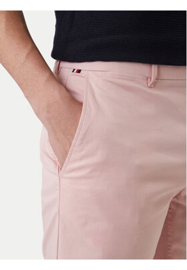 TOMMY HILFIGER - Tommy Hilfiger Szorty materiałowe Denton 9.5 MW0MW42351 Różowy Slim Fit. Kolor: różowy. Materiał: bawełna