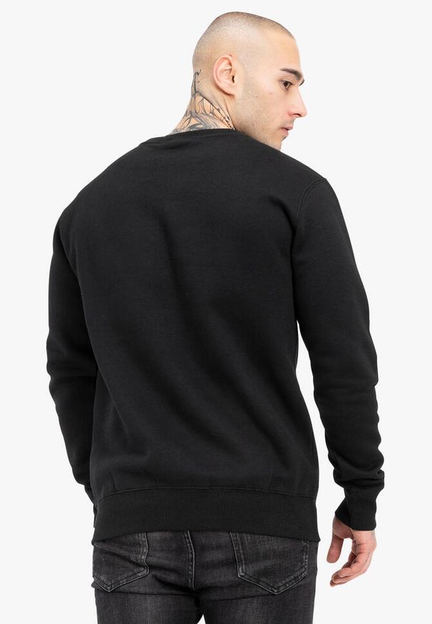 TAPOUT - Bluza z kapturem, okrągły dekolt, regularny krój Tapout Marfa. Typ kołnierza: kaptur. Kolor: czarny, biały, wielokolorowy. Materiał: polar. Sport: joga i pilates