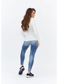Guess - GUESS Niebieskie jeansy damskie z wysokim stanem. Stan: podwyższony. Kolor: niebieski. Wzór: aplikacja