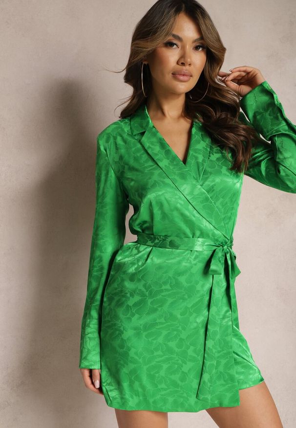 Renee - Zielona Kopertowa Sukienka Mini Wiązana w Pasie Wilera. Kolor: zielony. Typ sukienki: kopertowe. Styl: elegancki. Długość: mini