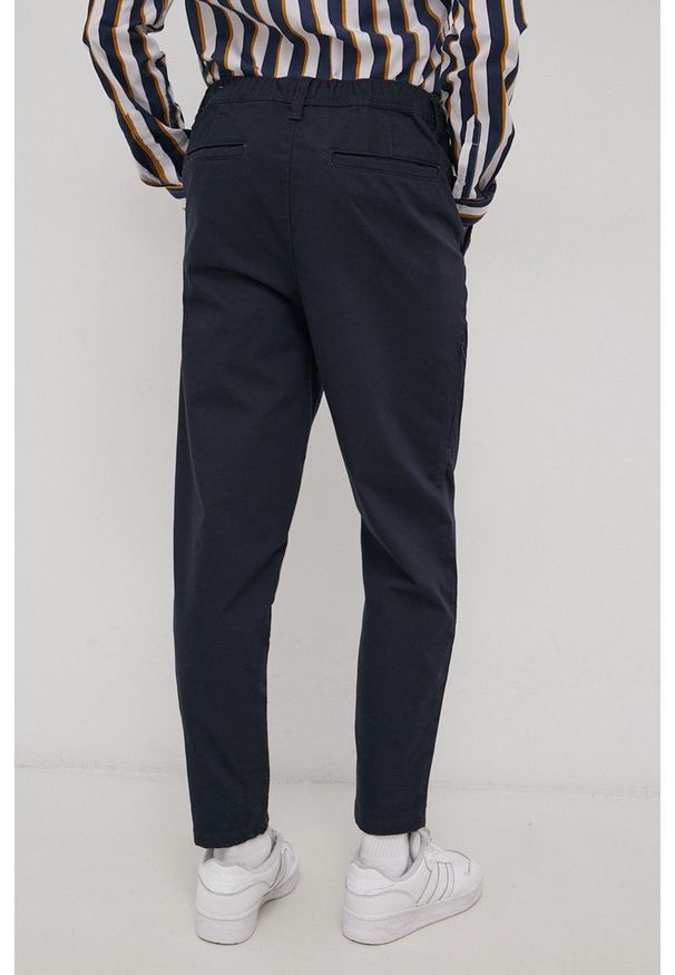 Only & Sons Spodnie męskie kolor granatowy proste. Okazja: na co dzień. Kolor: niebieski. Materiał: tkanina. Styl: casual