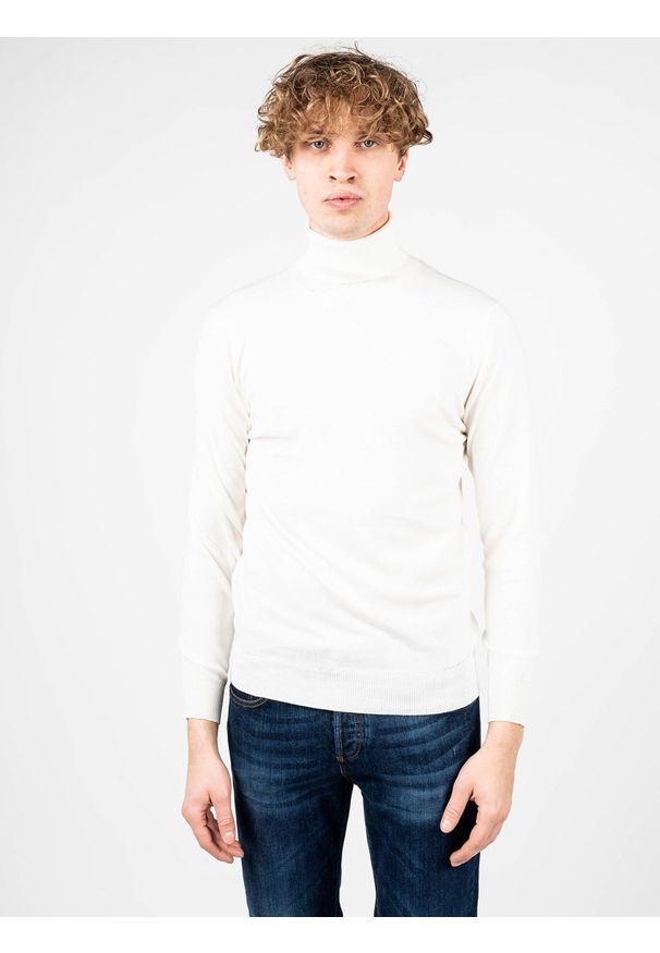 Xagon Man Sweter "Turtleneck" | A22081 & ELV18 | Mężczyzna | Kremowy. Okazja: na co dzień. Typ kołnierza: golf. Kolor: kremowy. Materiał: wełna, akryl, nylon, poliester. Styl: casual