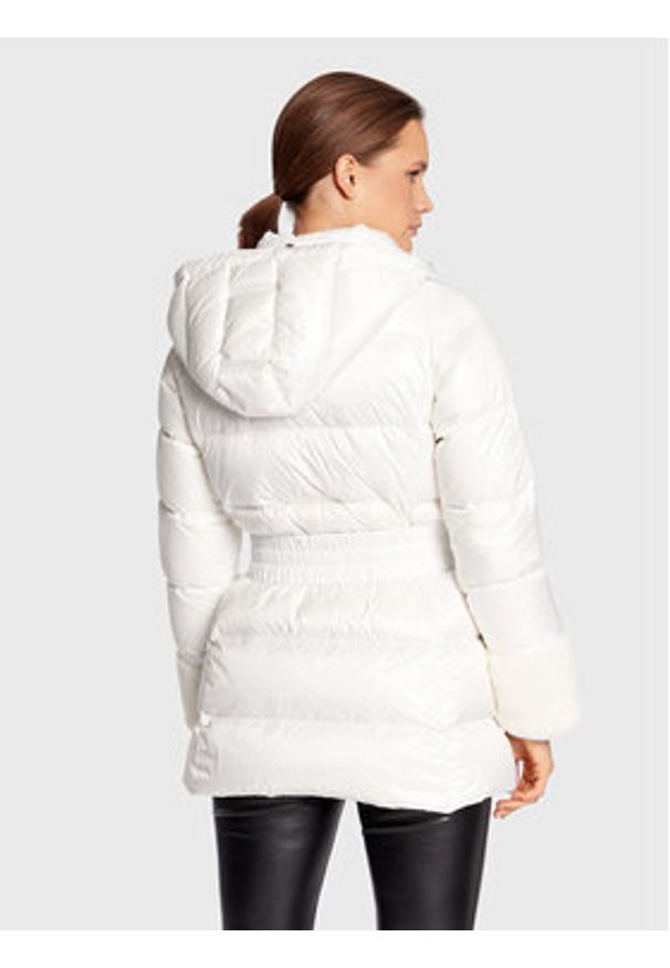 TwinSet - TWINSET Kurtka puchowa 222TP2203 Biały Regular Fit. Kolor: biały. Materiał: syntetyk, puch