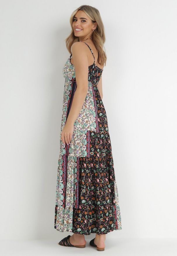 Born2be - Czarna Sukienka Olynome. Kolor: czarny. Materiał: wiskoza. Długość rękawa: na ramiączkach. Sezon: lato. Typ sukienki: kopertowe. Styl: boho. Długość: maxi