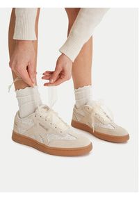 Reebok Sneakersy CEO-FORTE LOUNGER AR30252WCCT Écru. Kolor: kremowy. Materiał: materiał #9