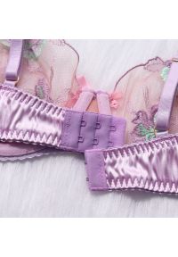 Intica - Komplet bielizny z haftem na specjalne okazje Kamila. Kolor: różowy. Materiał: materiał. Wzór: haft #2