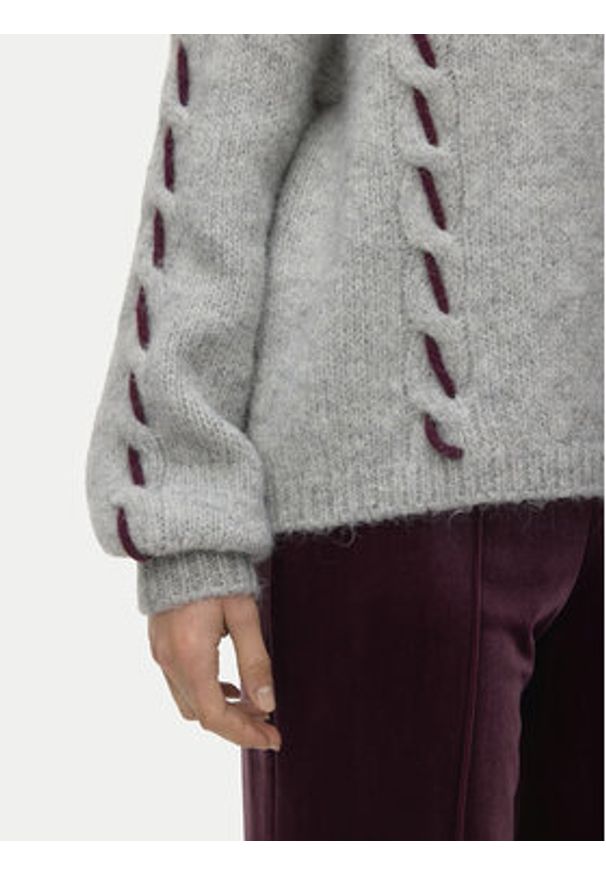Vero Moda Sweter Ilina 10334866 Szary Loose Fit. Kolor: szary. Materiał: syntetyk