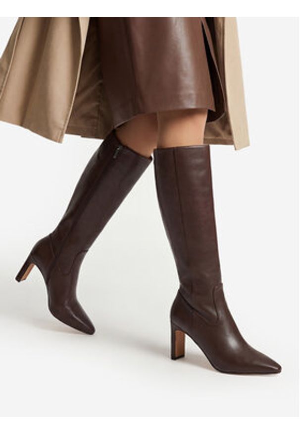 Nine West Kozaki CEO-SAWSAN-01 Brązowy. Kolor: brązowy. Materiał: syntetyk, materiał