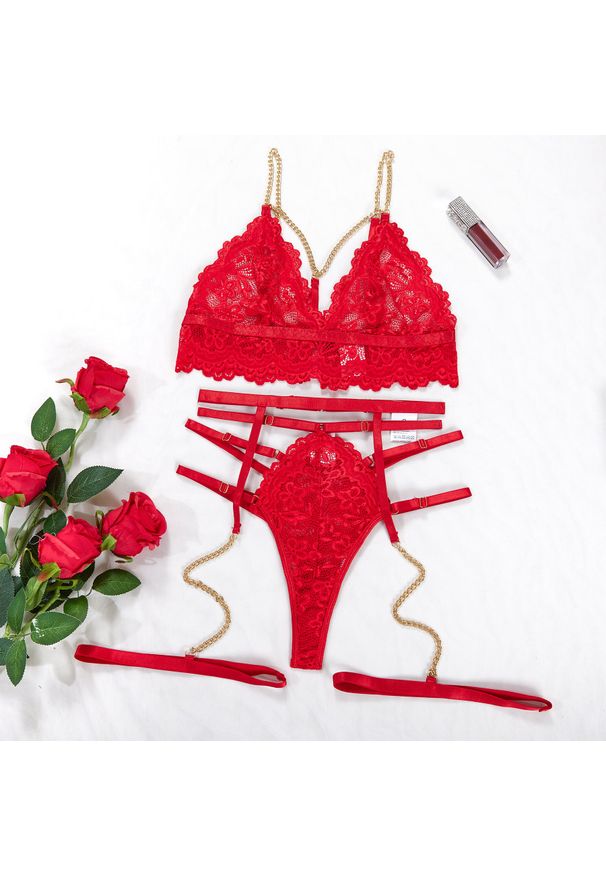 Intica - Komplet bielizny z wycięciami i łańcuszkiem na wieczór Antonina. Kolor: czerwony. Materiał: tkanina