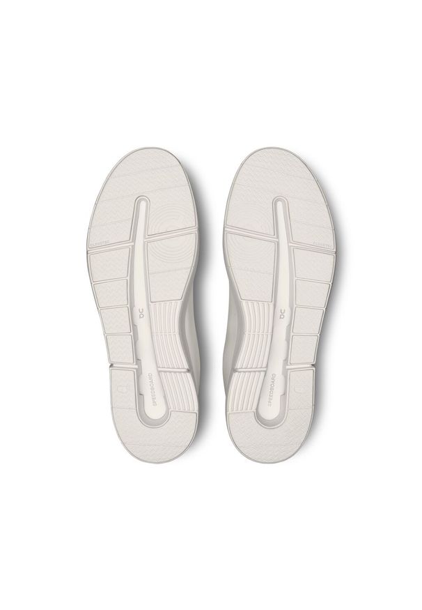 On - Sneakersy męskie ON THE ROGER Advantage All White. Okazja: do pracy, na co dzień, na spacer. Kolor: biały. Sport: turystyka piesza