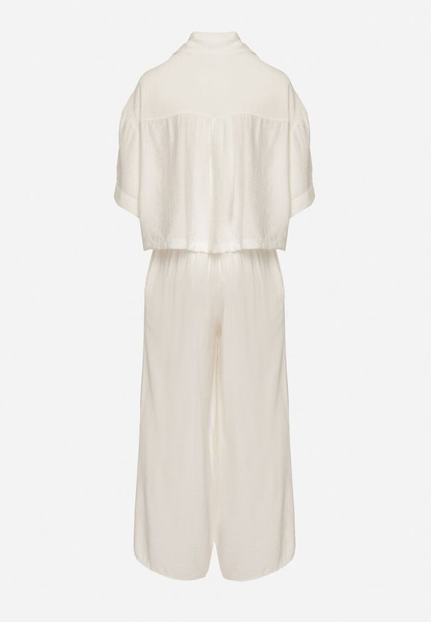 Born2be - Biały Wiskozowy Komplet Oversize Koszula z Krótkim Rękawem i Spodnie Dovilissea. Kolor: biały. Materiał: wiskoza