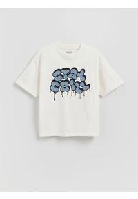 Reserved - Bawełniany t-shirt z nadrukiem - złamana biel. Materiał: bawełna. Wzór: nadruk
