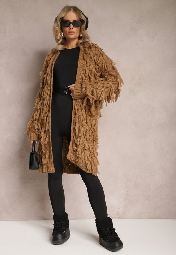 Renee - Brązowy Niezapinany Kardigan w Ozdobne Frędzle Massawa. Kolor: brązowy. Styl: elegancki