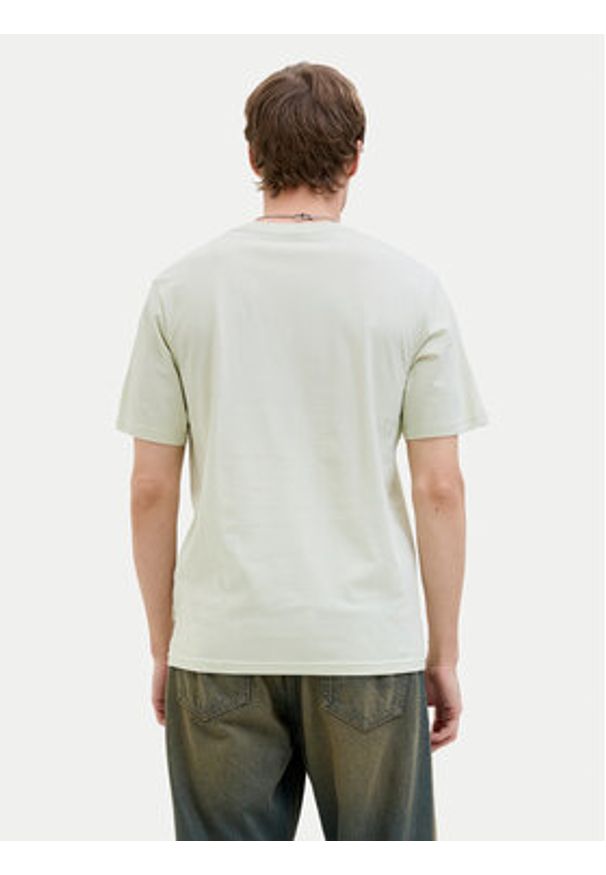 Jack & Jones - Jack&Jones T-Shirt Canggu 12277220 Zielony Regular Fit. Kolor: zielony. Materiał: bawełna