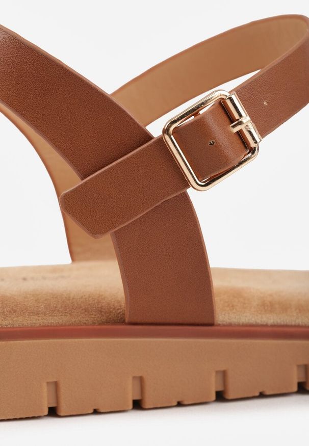 Renee - Różowe Sandały VICES w Stylu Basic z Paskiem z Klamerką Loretha. Okazja: na co dzień. Zapięcie: pasek. Kolor: różowy. Styl: casual, street