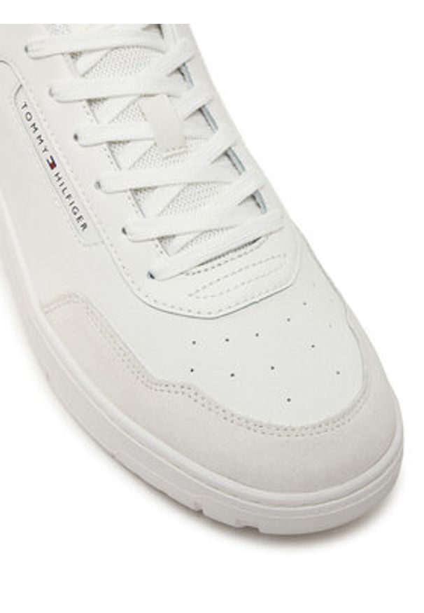 TOMMY HILFIGER - Tommy Hilfiger Sneakersy FM0FM05467 Biały. Kolor: biały. Materiał: skóra