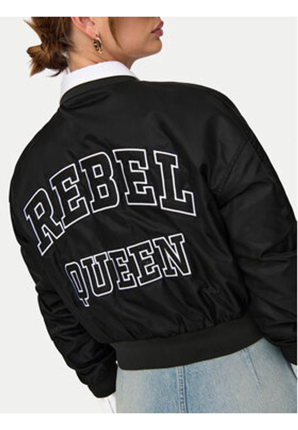 only - ONLY Kurtka bomber Tatjano 15336394 Czarny Regular Fit. Kolor: czarny. Materiał: syntetyk