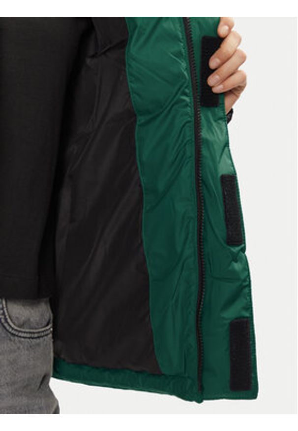 The North Face Kurtka zimowa Limbara NF0A89G9 Zielony Regular Fit. Kolor: zielony. Materiał: syntetyk. Sezon: zima