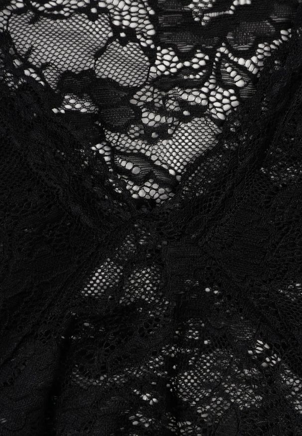Born2be - Czarna Koronkowa Bluzka z Rozkloszowanymi Długimi Rękawami Ablea. Okazja: na co dzień, na imprezę. Kolor: czarny. Materiał: koronka. Długość rękawa: długi rękaw. Długość: długie. Styl: elegancki, casual