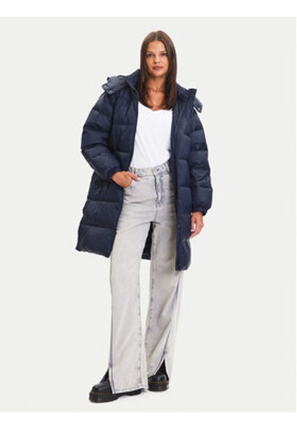 Calvin Klein Jeans Kurtka puchowa Essential LV047D502G Granatowy Regular Fit. Kolor: niebieski. Materiał: syntetyk