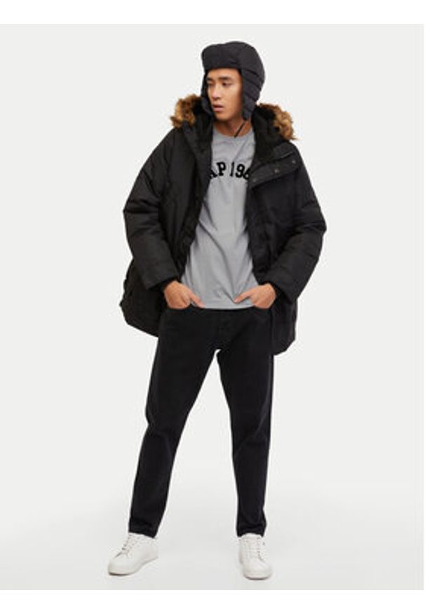 GAP - Gap Kurtka zimowa 726377-01 Czarny Regular Fit. Kolor: czarny. Materiał: syntetyk. Sezon: zima