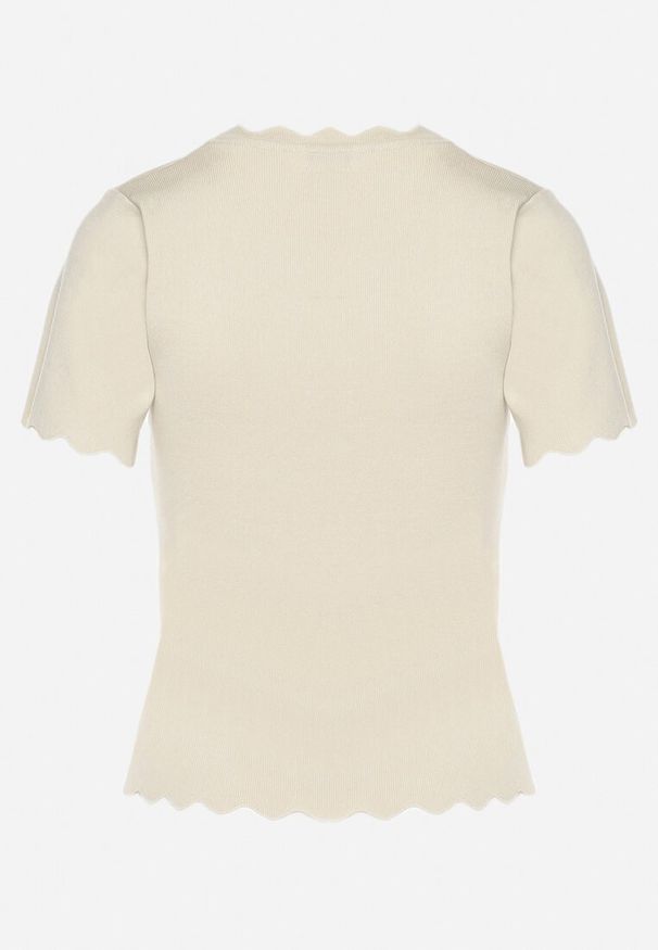 Born2be - Beżowa Bluzka Dzianinowa z Krótkim Rękawem Bellalanie. Kolor: beżowy. Materiał: dzianina. Długość rękawa: krótki rękaw. Długość: krótkie