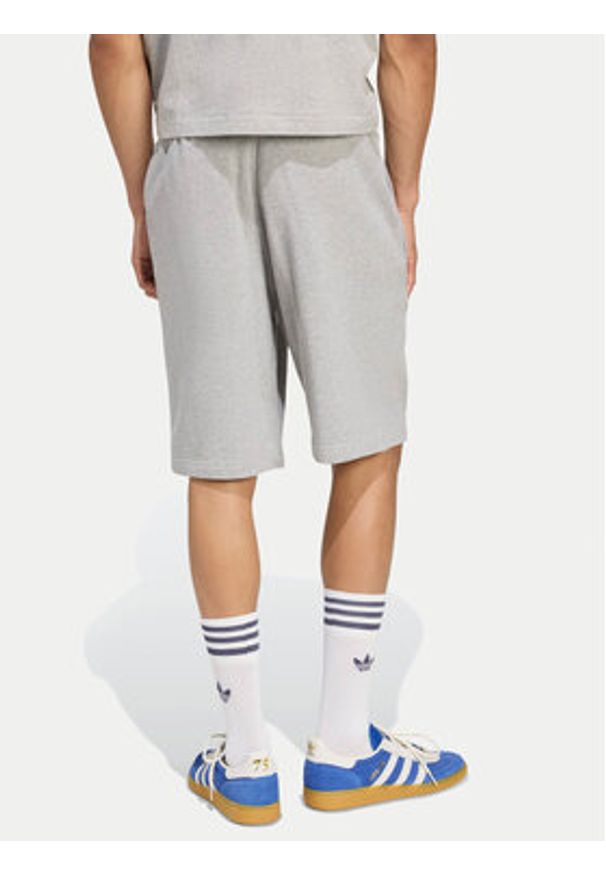 Adidas - adidas Szorty sportowe Essentials Trefoil JW8624 Szary Regular Fit. Kolor: szary. Materiał: bawełna. Styl: sportowy