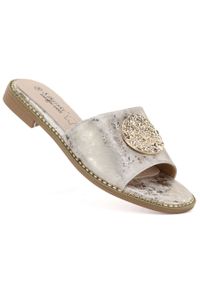 Skórzane klapki damskie złote S.Barski KV61-6034. Kolor: złoty. Materiał: skóra. Styl: elegancki #1